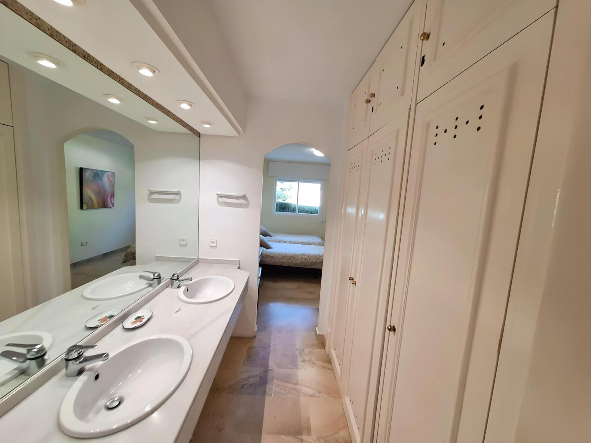 Gorgeous 2Br Apt. W/ Mountain View Puerto Banus ماربيا المظهر الخارجي الصورة