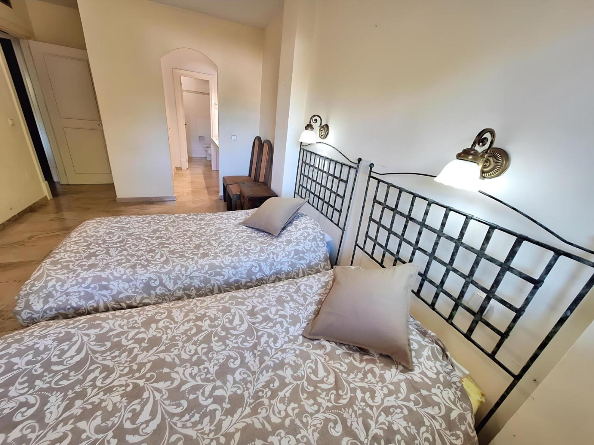 Gorgeous 2Br Apt. W/ Mountain View Puerto Banus ماربيا المظهر الخارجي الصورة