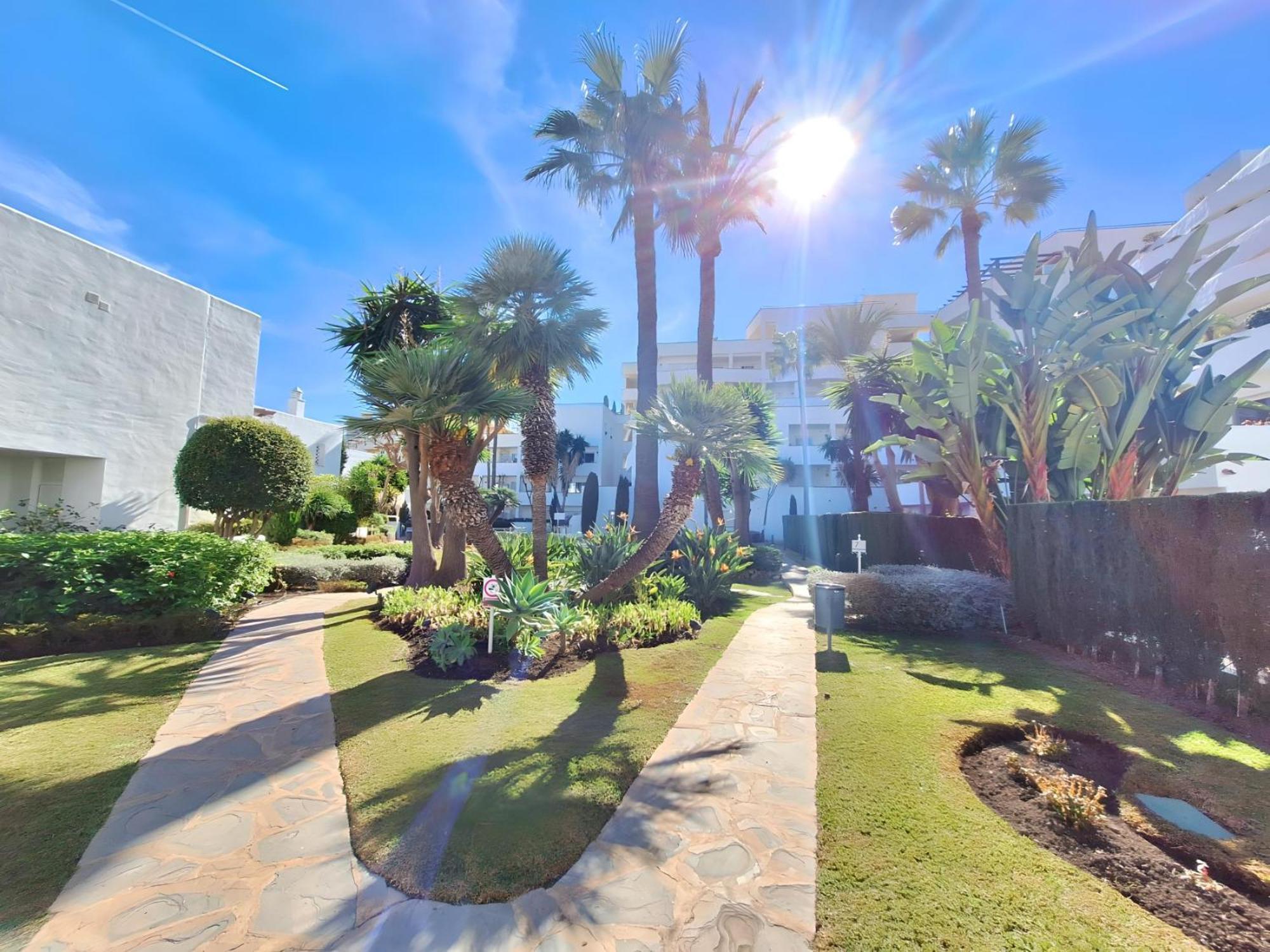 Gorgeous 2Br Apt. W/ Mountain View Puerto Banus ماربيا المظهر الخارجي الصورة