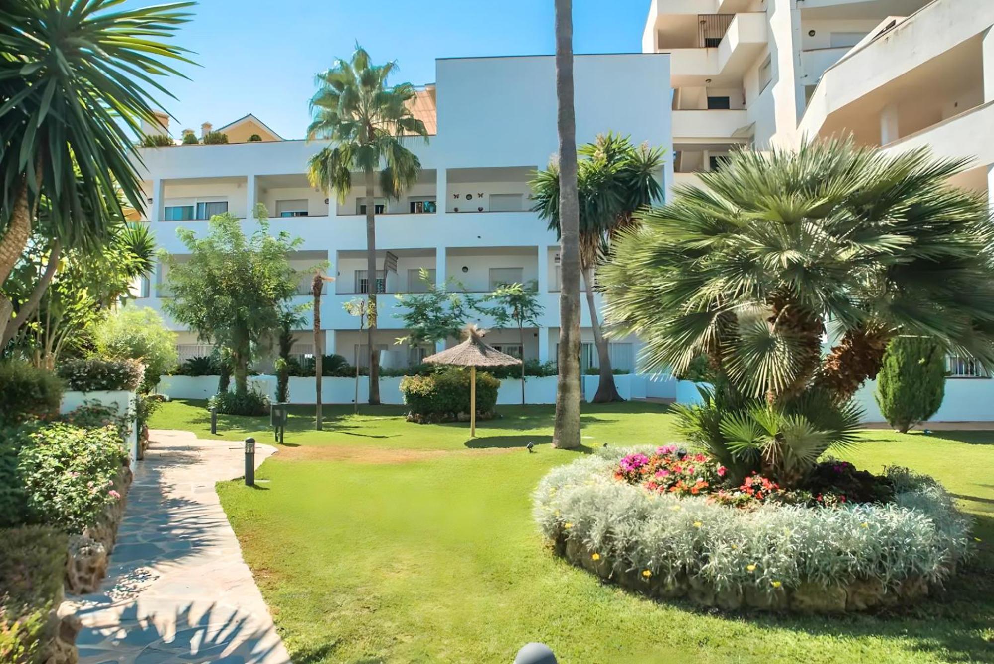 Gorgeous 2Br Apt. W/ Mountain View Puerto Banus ماربيا المظهر الخارجي الصورة