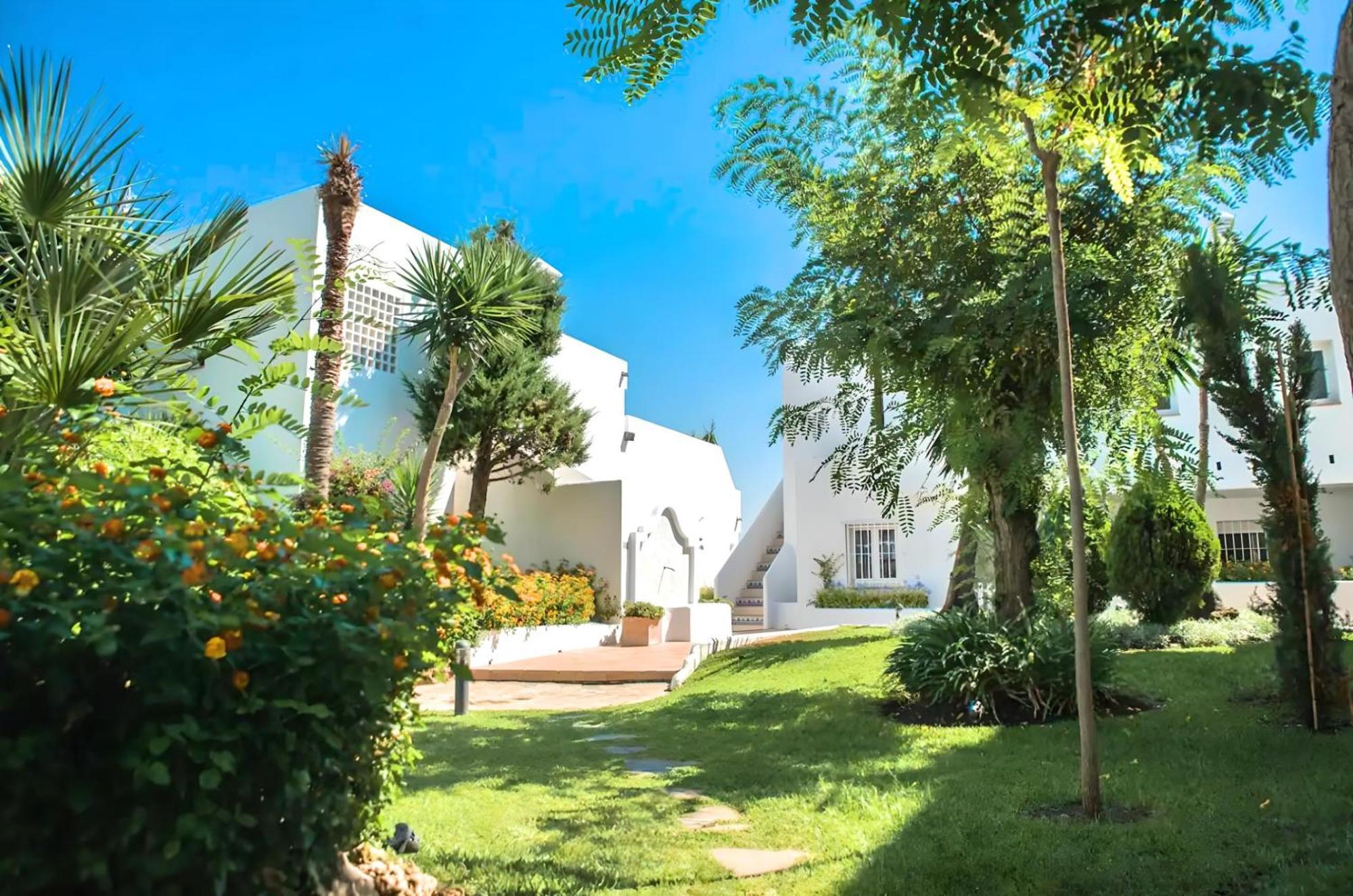 Gorgeous 2Br Apt. W/ Mountain View Puerto Banus ماربيا المظهر الخارجي الصورة