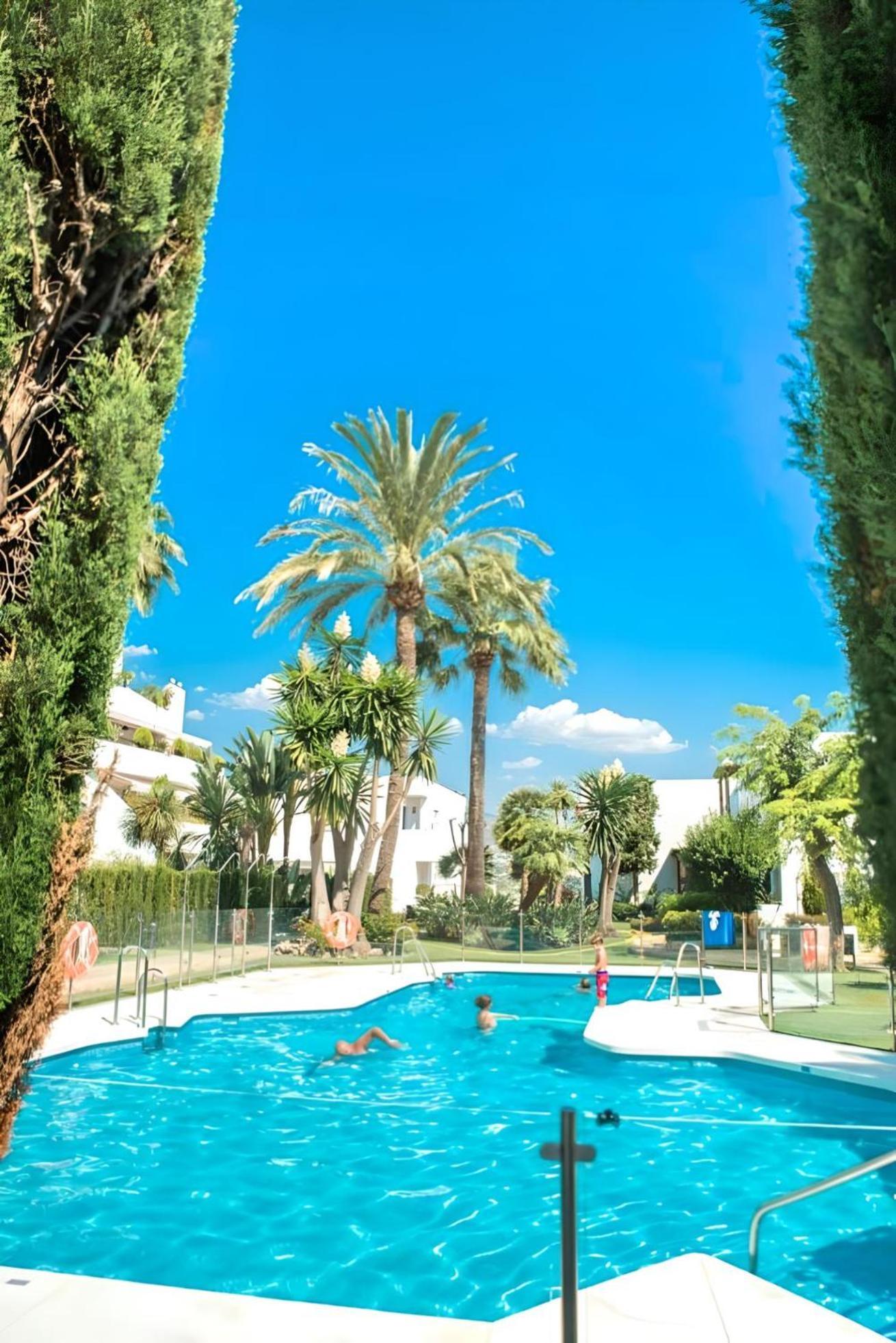 Gorgeous 2Br Apt. W/ Mountain View Puerto Banus ماربيا المظهر الخارجي الصورة