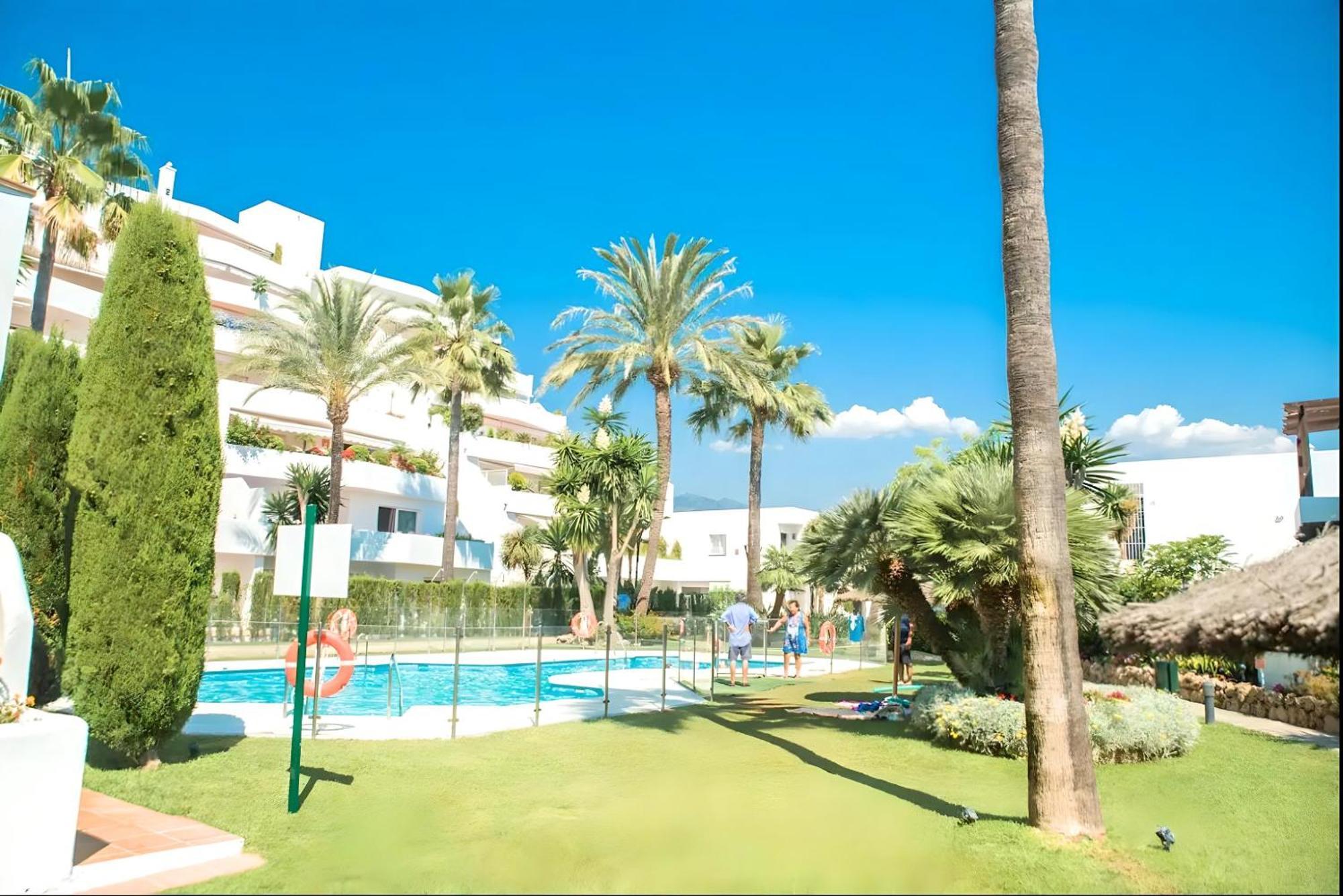 Gorgeous 2Br Apt. W/ Mountain View Puerto Banus ماربيا المظهر الخارجي الصورة