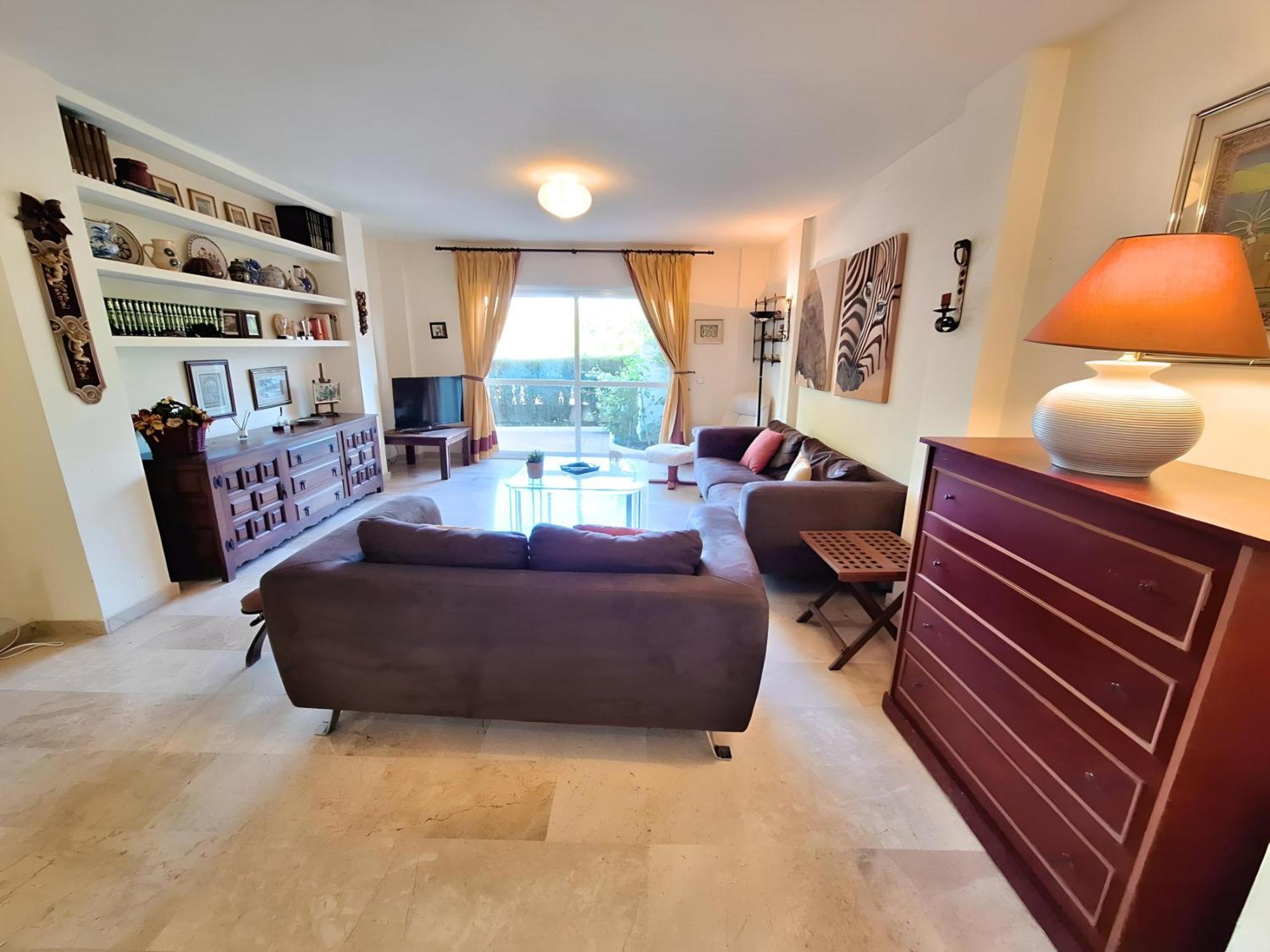 Gorgeous 2Br Apt. W/ Mountain View Puerto Banus ماربيا الغرفة الصورة